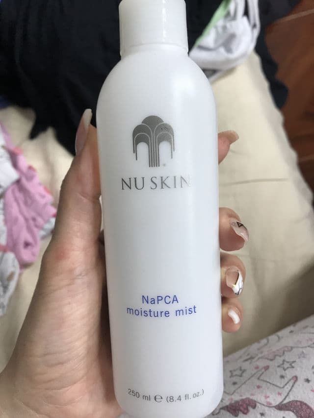 Nu Skin NaPCA Moisture Mist review photo by adrianamonsalvemakeu
