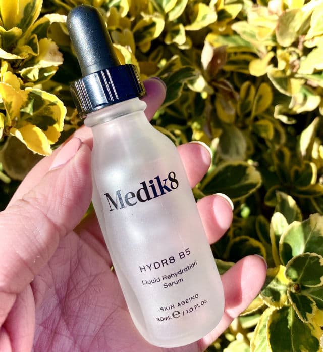 Medik8 HYDR8 B5 Liquid Rehydration Serum review photo by aimforhealthyskin