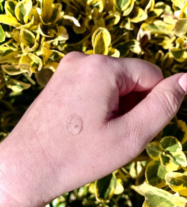 Medik8 HYDR8 B5 Liquid Rehydration Serum review photo by aimforhealthyskin