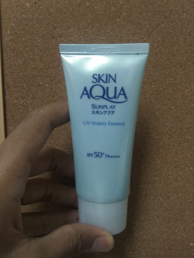 SKIN AQUA UV Watery Essence SPF50+ PA++++ review photo by aimon