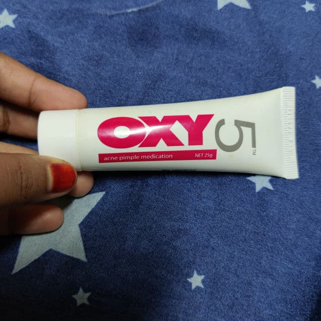 OXY 5 Acne Pimple Medication review photo by aininsopiaaa