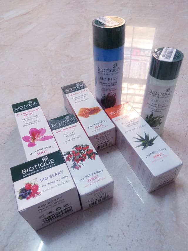 Biotique Honey Gel Refreshing Foaming Face Cleanser, review photo by aishagal