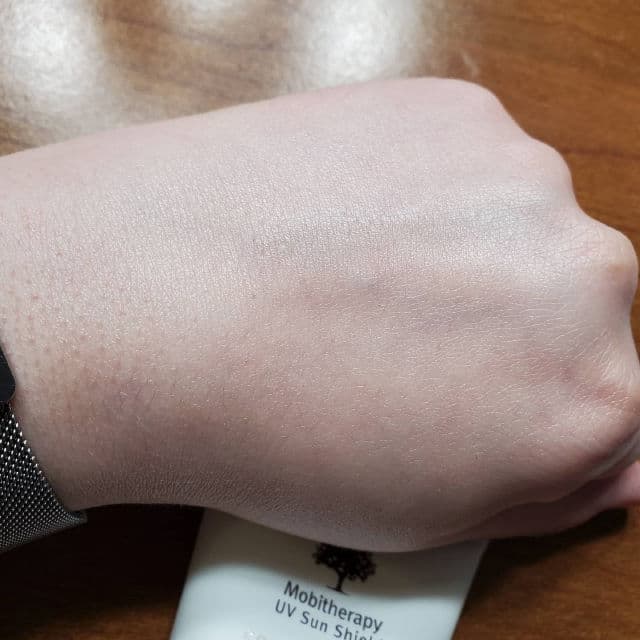 Rootree Mobitherapy UV Sun Shield SPF50+ PA++++ review photo by alena07112