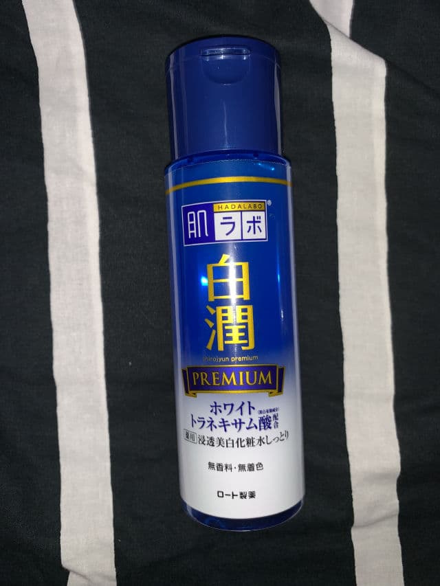 Hada Labo Shirojyun Premium Medicated Whitening Lotion - Moist  review photo by noirx