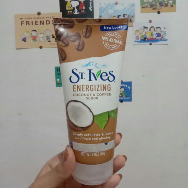 St. Ives Energizing Coconut & Coffee Face Scrub review photo by alicia2