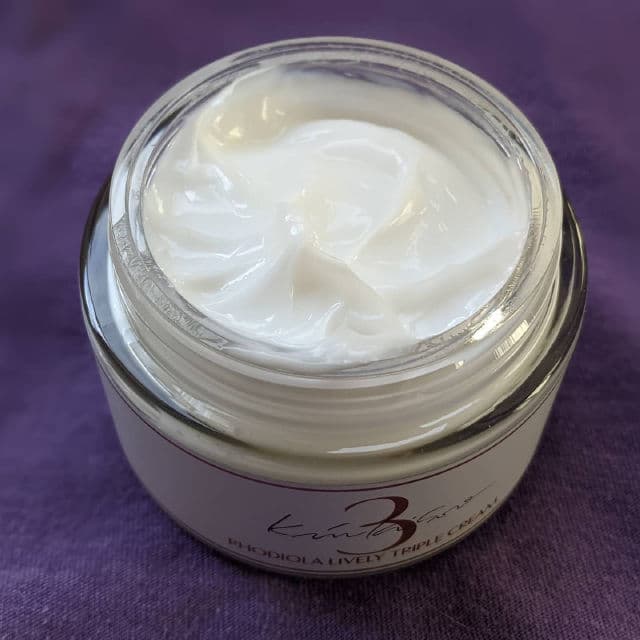 L'ESSENTIAL Rhodiola Lively Triple Cream review photo by amberlopo