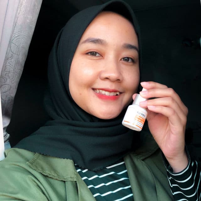 Kleveru Vitamin C 10% Ferulic Serum review photo by ameliawillys
