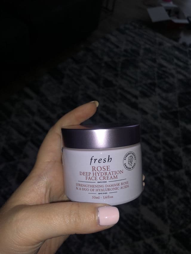 fresh Rose & Hyaluronic Acid Deep Hydration Moisturizer review photo by amylynn