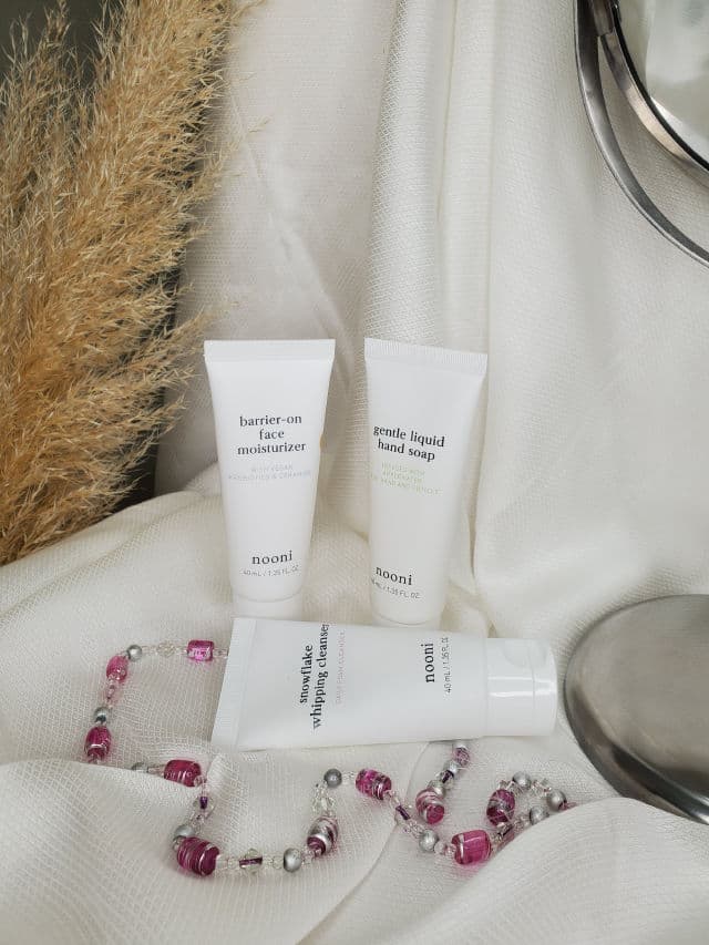 Nooni Deep-Cleanse Snowflake Whipping Cleanser review photo by anamishublog
