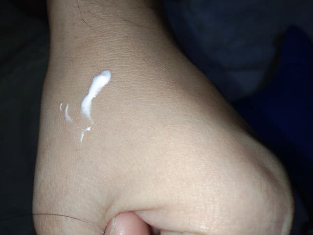Myra Fresh Glow Whitening Facial Moisturizer review photo by angelzayeee