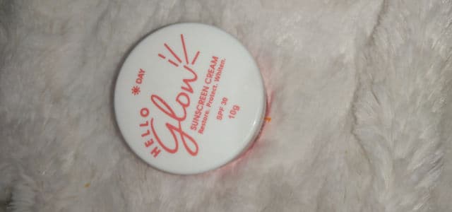 Hello Glow Sunscreen Cream review photo by angelzayeee