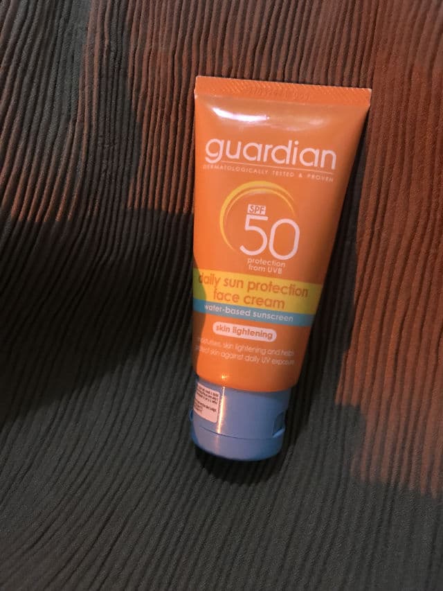 Guardian Daily Sun Face Cream SPF50 review photo by ardinaclaudia