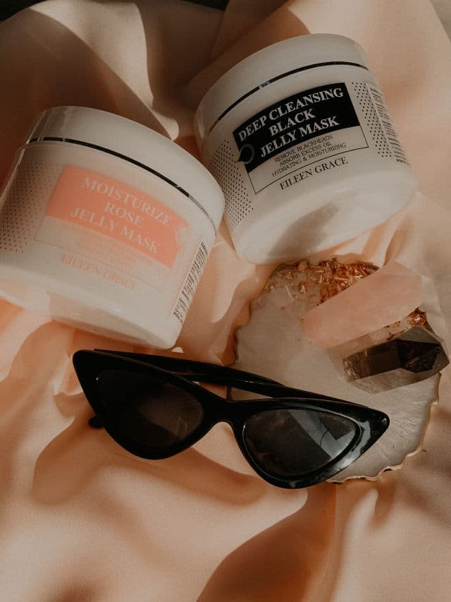 Eileen Grace Perfectly Moisturize Rose Jelly Mask review photo by arshintaah