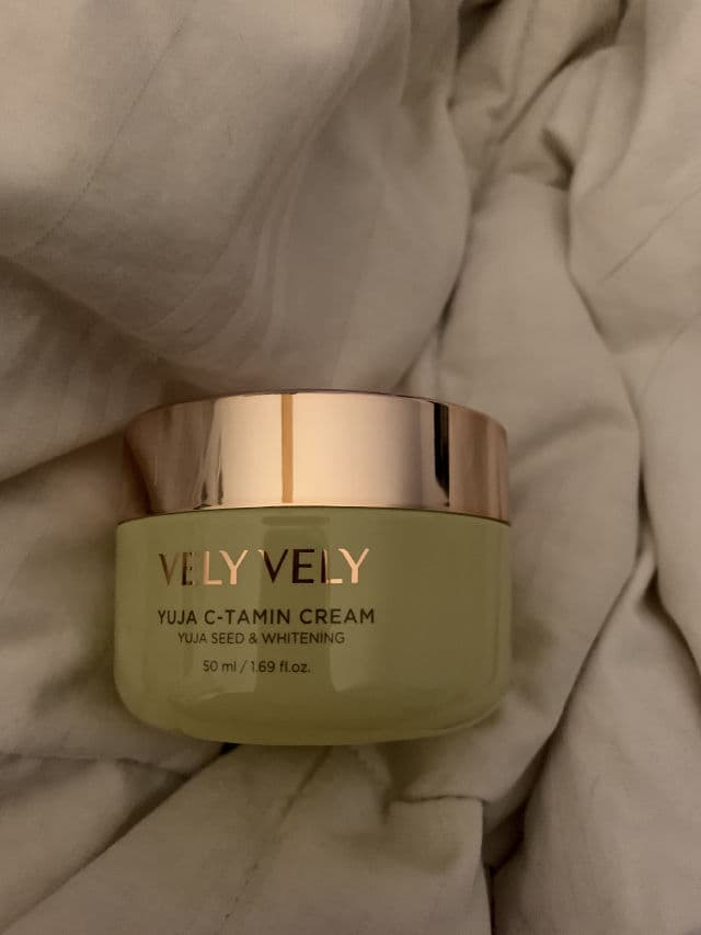 Vely Vely Yuja C-tamin Cream review photo by ashysaurusrex