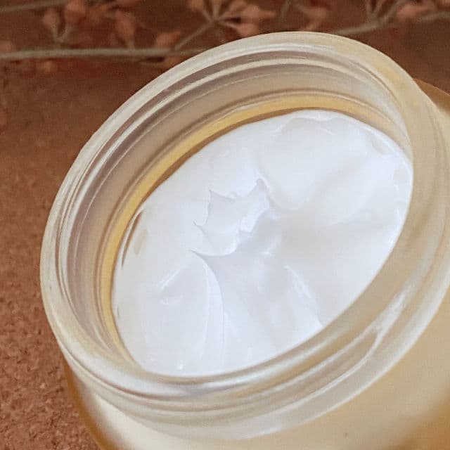 Miguhara Ultra Whitening Cream Origin review photo by august.serenade