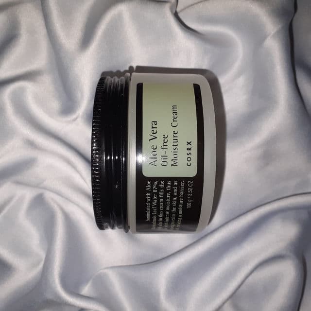COSRX Aloe Vera Oil-Free Moisture Cream review photo by auliaasaf