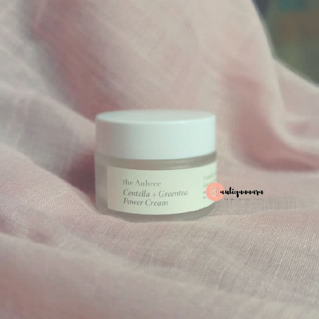 the Aubree Centella + Greentea Power Cream review photo by auliyaaaara