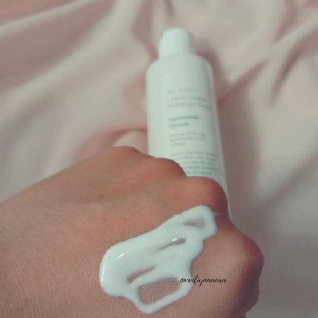 the Aubree Calm And Comfort Hydrating Cleanser review photo by auliyaaaara