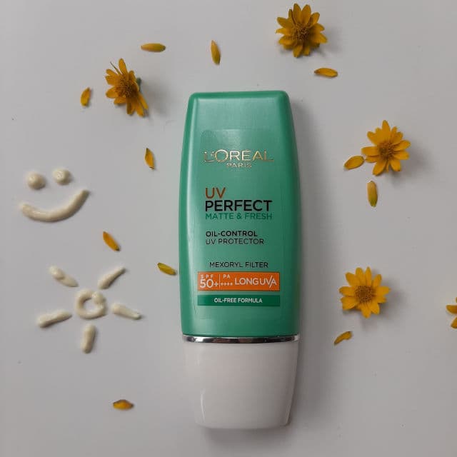 L'Oreal Paris UV Perfect Matte & Fresh Long UVA SPF 50+/PA++++ review photo by ayass