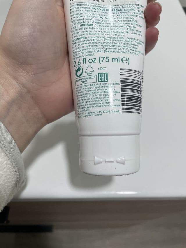 Manuka Tree Deeply Cleansing Peeling Paste product review