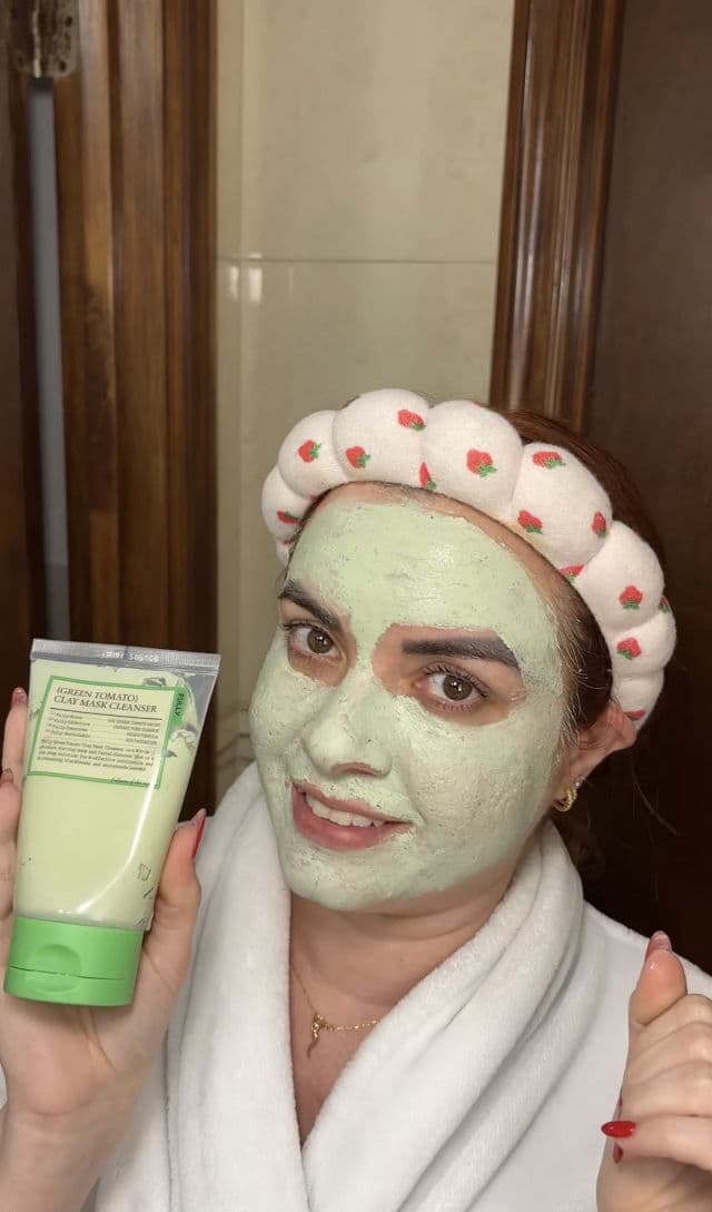 FULLY Green Tomato Clay Mask Cleanser review photo by Irip