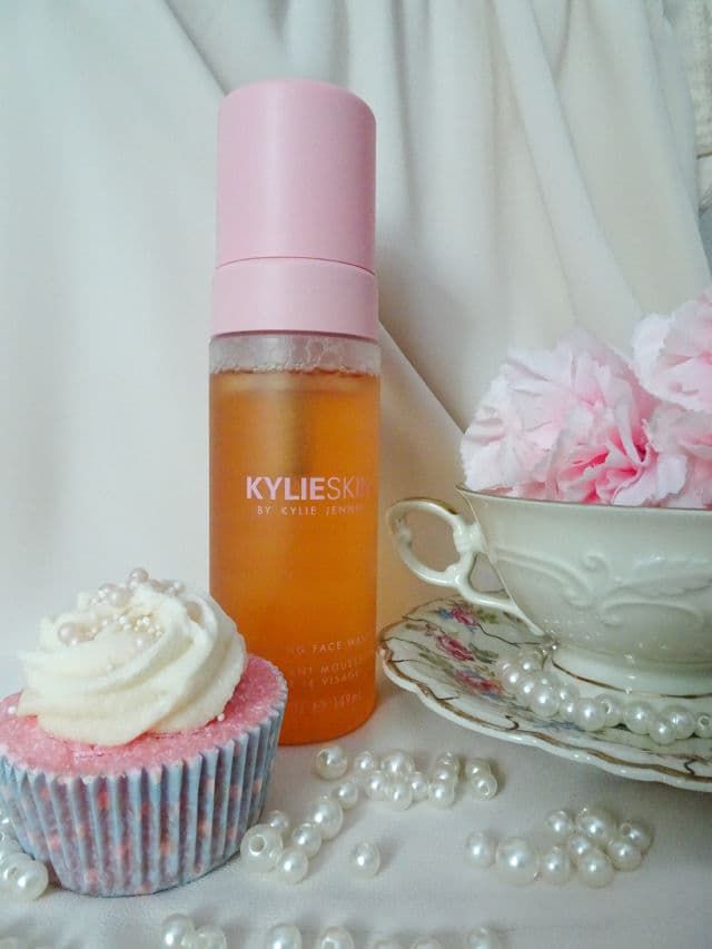 KYLIE SKIN Foaming Face Wash review photo by baobeaute
