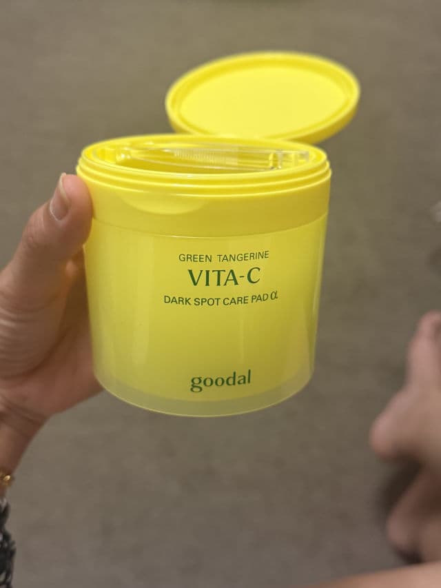 GOODAL Green Tangerine Vita C Dark Spot Care Pad Alpha review photo by Tashy