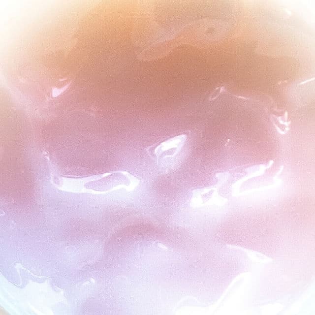 BCL Momopuri Gel Cream review photo by beautelogbook