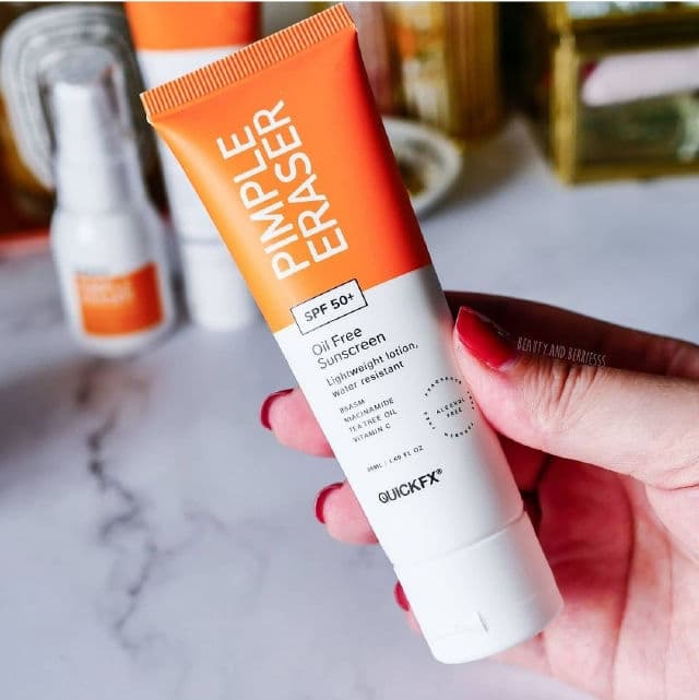 QUICK FX Pimple Eraser Oil Free Sunscreen with SPF 50+ review photo by beautyandberriesss