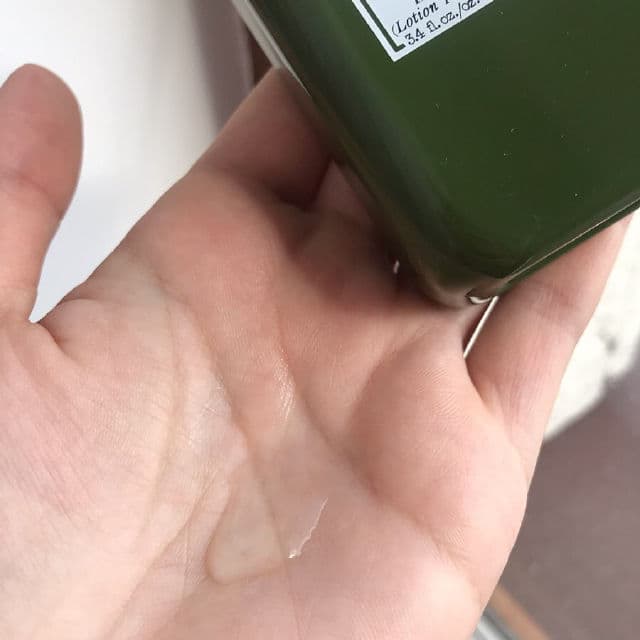 Origins Dr. Andrew Weil for Origins Mega-Mushroom Relief & Resilience Soothing Treatment Lotion review photo by beautyerudite