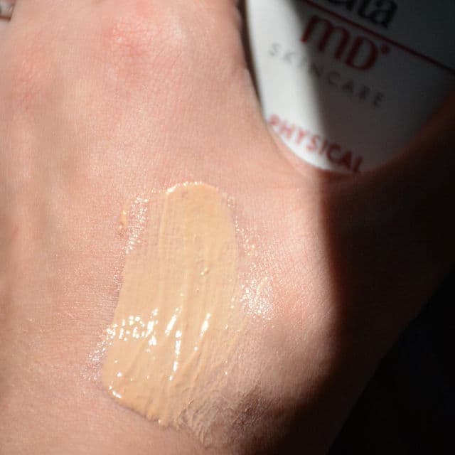 EltaMD UV Physical Broad-Spectrum SPF 41 Sunscreen - Tinted review photo by beautyerudite