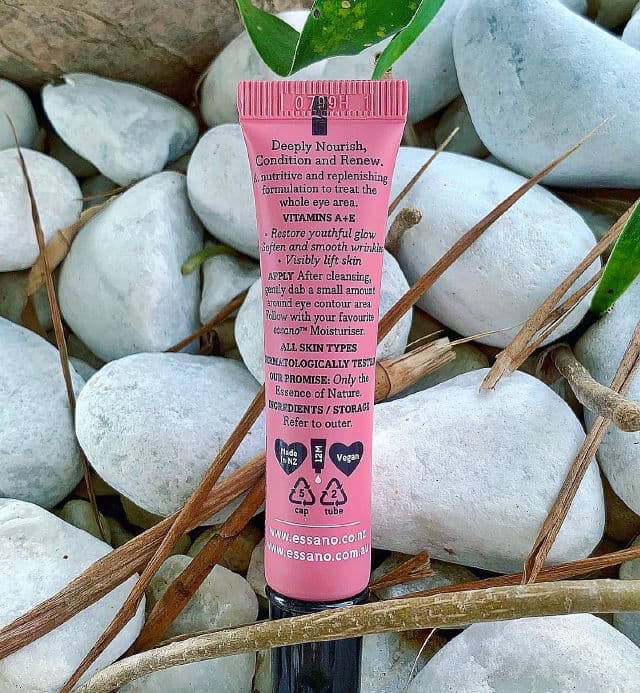Essano Rosehip Visible Lift Eye Creme review photo by beautyfirstbysv