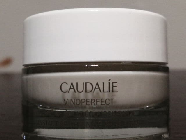 Caudalie Paris Vinoperfect Brightening Moisturizer with Niacinamide review photo by beautywithdanni