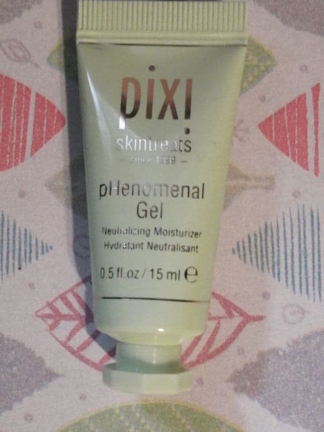 Pixi Phenominal Gel review photo by beautywithdanni