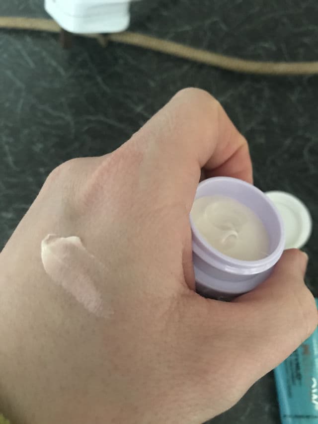 Too Faced Hangover Pillow Cream Ultra-Nourishing Night Cream review photo by beebee30