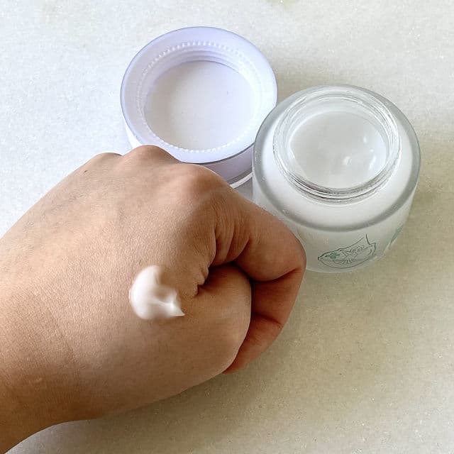 ELIZAVECCA Aqua Hyaluronic Acid Water Drop Cream review photo by berryfleur