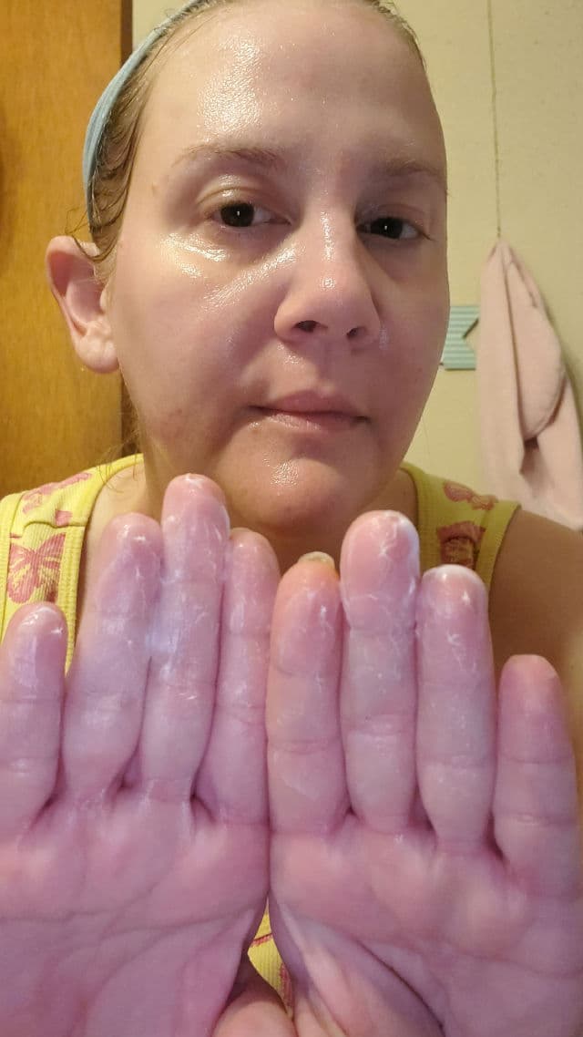 Pure Biology Enhanced Night Cream review photo by beautybonnebeth