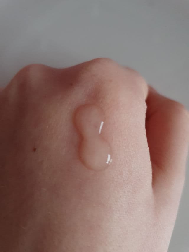 Q+A Hyaluronic Acid Facial Serum review photo by boo0110