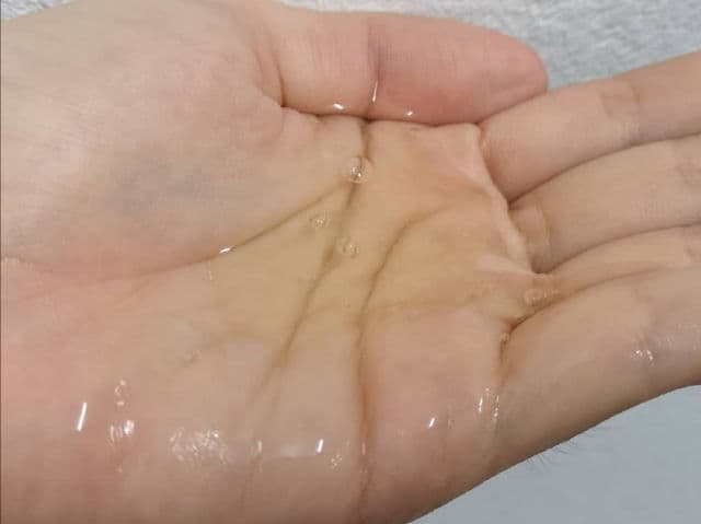 AHC AHC Premium Vital C Complex Mask 27 g*5ea review photo by bubblyvivi