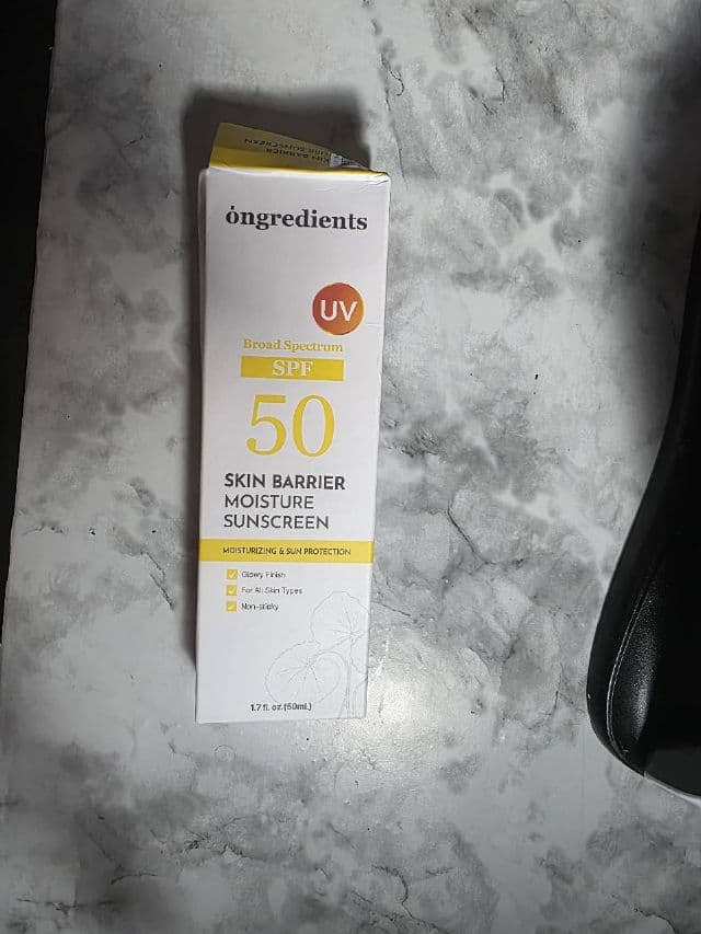 Ongredients Skin Barrier Moisture Sunscreen Broad Spectrum SPF 50 review photo by RosaBarbie