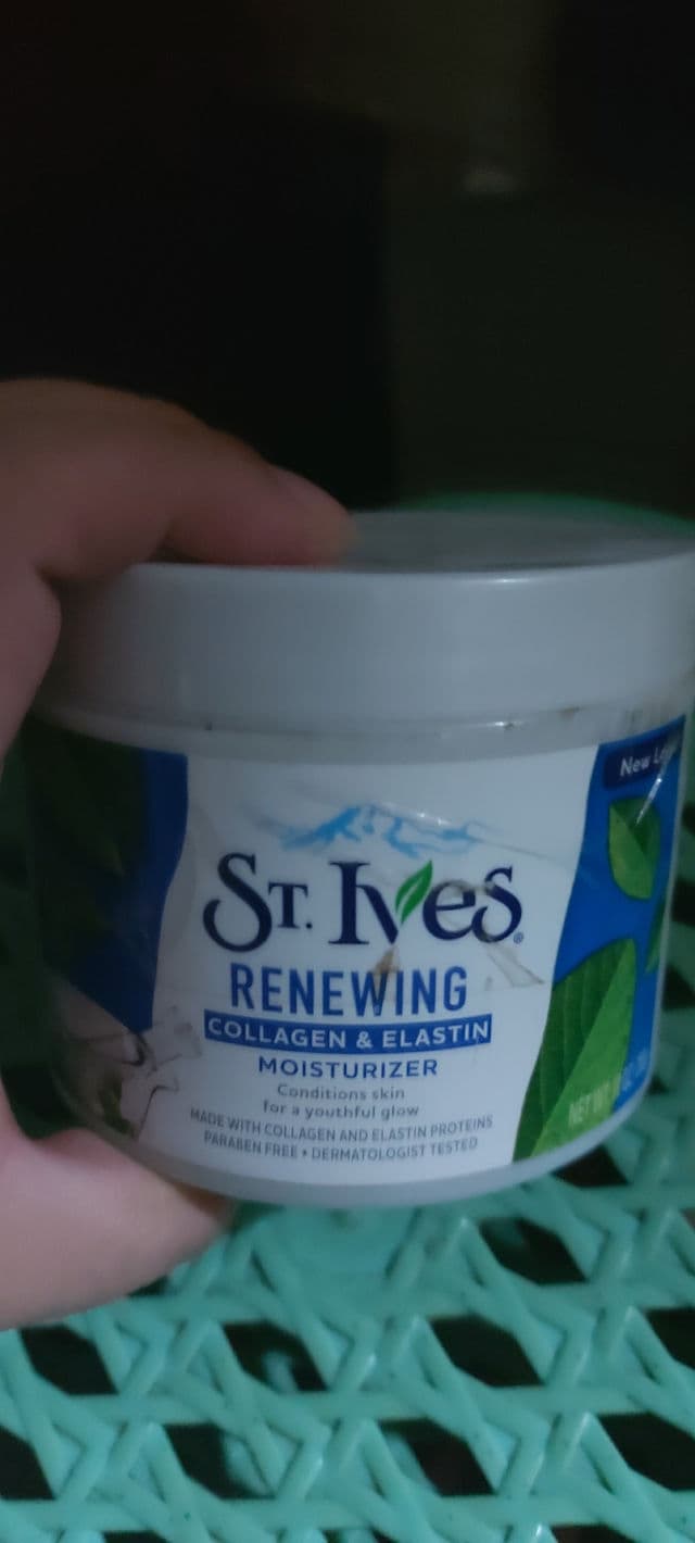 St. Ives Renewing Collagen & Elastin Moisturizer review photo by caerusnana