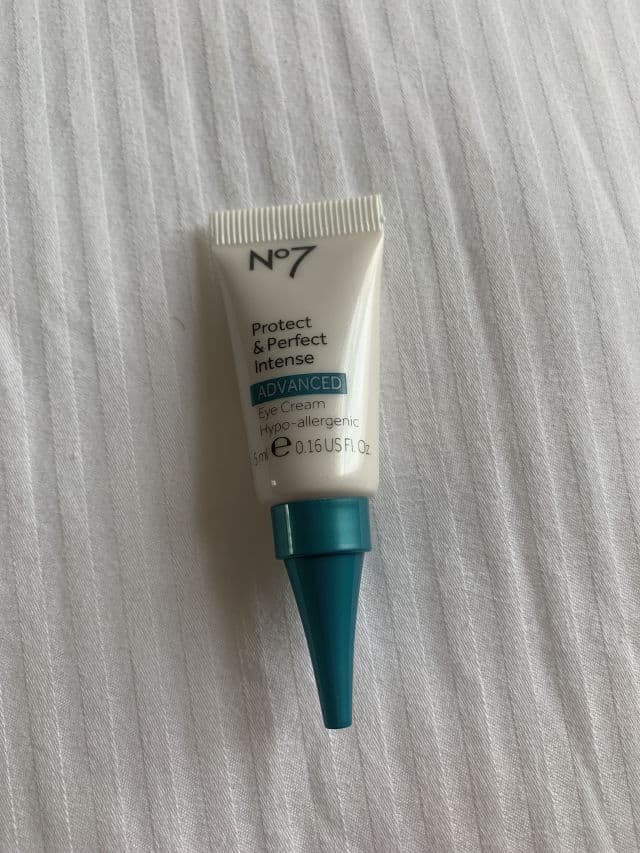 No7 Protect & Perfect Intense Eye Cream review photo by cams99