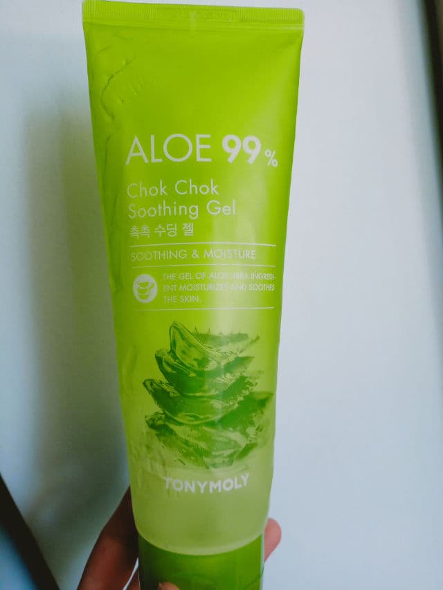 TONYMOLY Aloe 99% Chok Chok Soothing Gel review photo by canvas28