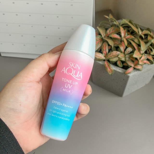 SKIN AQUA Tone Up UV Milk Sunscreen SPF 50+/PA++++ review photo by caramelskindiary