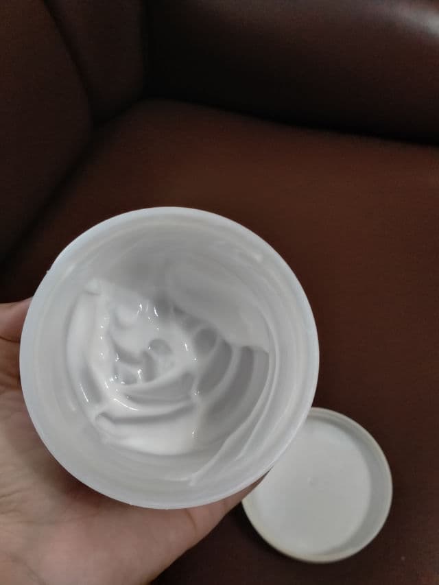 St. Ives Renewing Collagen & Elastin Moisturizer review photo by carmsychuu