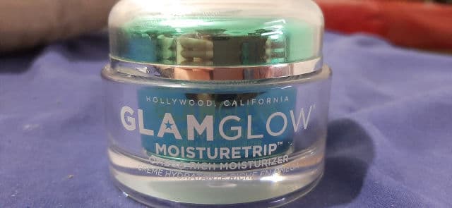 GlamGlow Moisturetrip Omega-Rich Face Moisturizer review photo by casshole