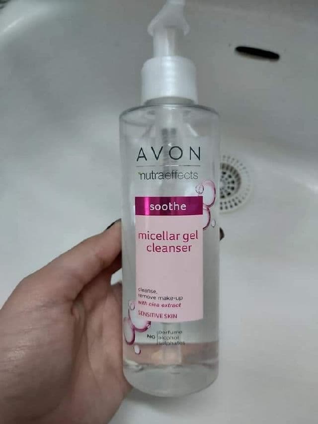 Avon Nutra Effects Soothing Micellar Gel Cleanser review photo by catalina95