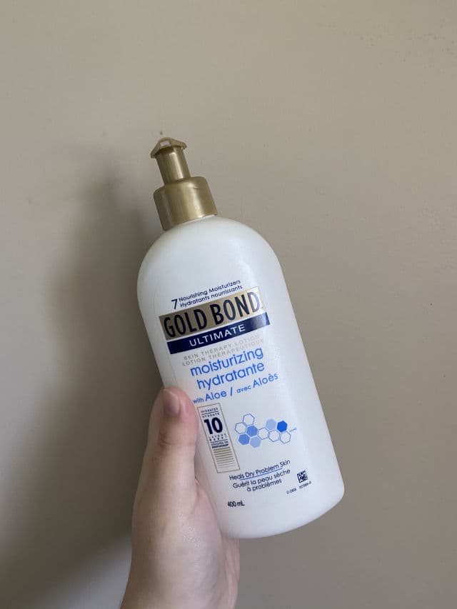 Gold Bond Ultimate Moisturizing Skin Therapy Cream Moisturizing with Aloe review photo by chelsiapatel