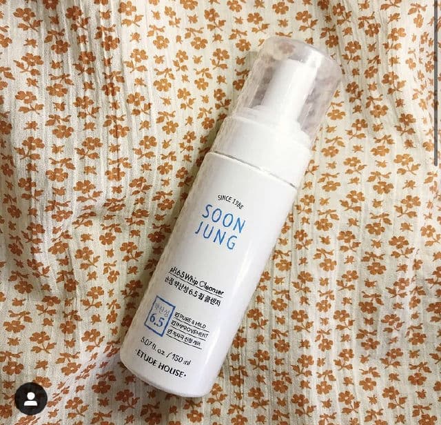 ETUDE SoonJung pH 6.5 Whip Cleanser review photo by cherryupbaby