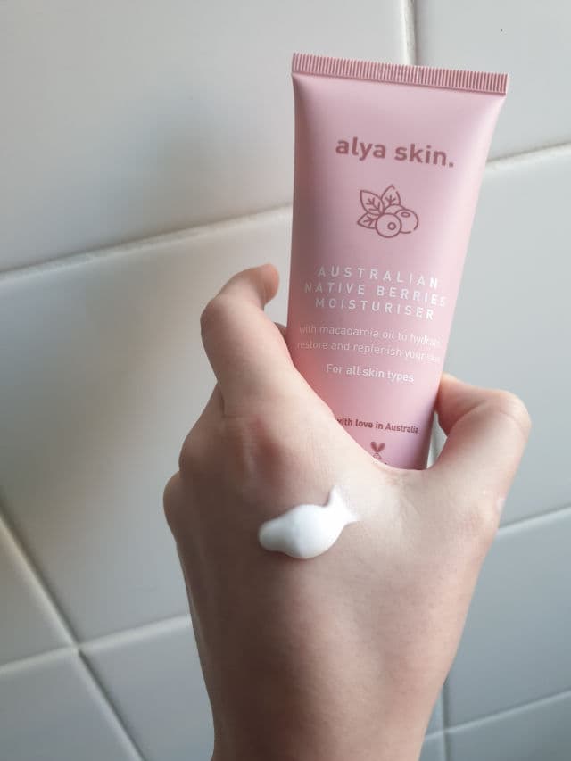 Alya Skin Australian Native Berries Moisturiser review photo by chooky